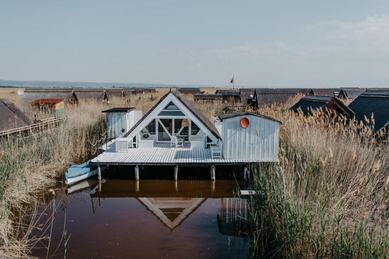 Seehuette Neusiedlersee - Strandhaus, Elektroboot Inklusive Руст Екстериор снимка